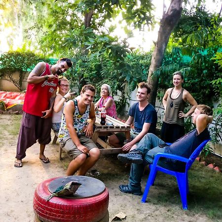 نيودلهي Roots Hostel المظهر الخارجي الصورة