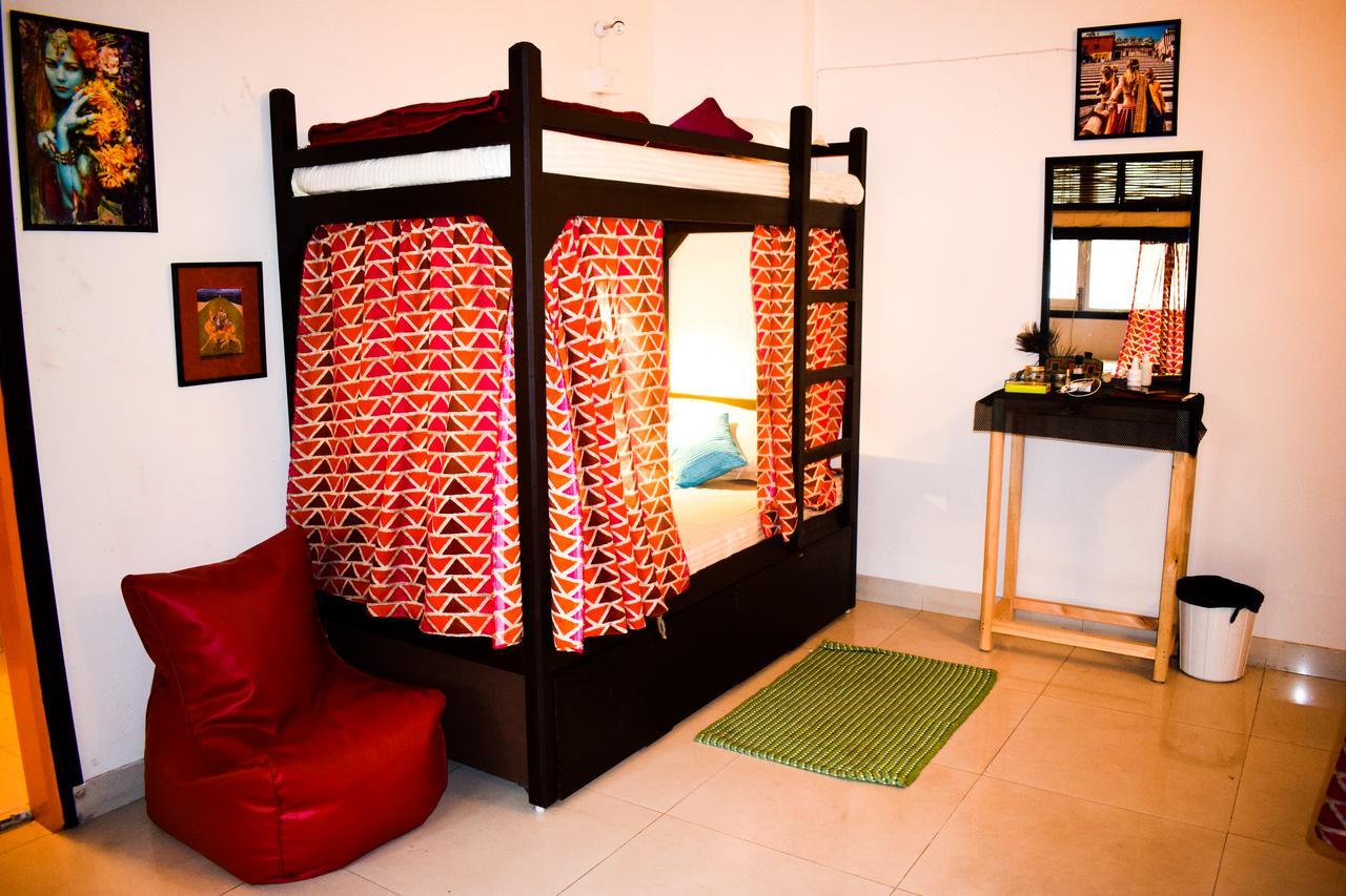 نيودلهي Roots Hostel المظهر الخارجي الصورة