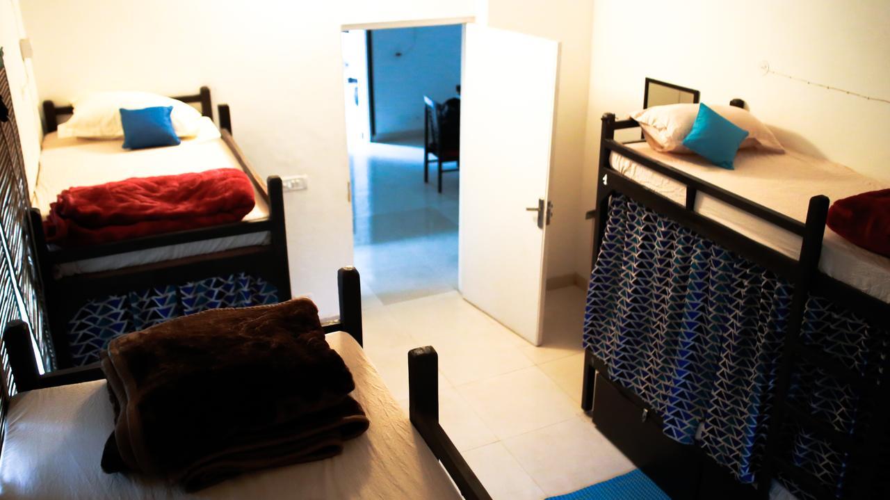 نيودلهي Roots Hostel المظهر الخارجي الصورة