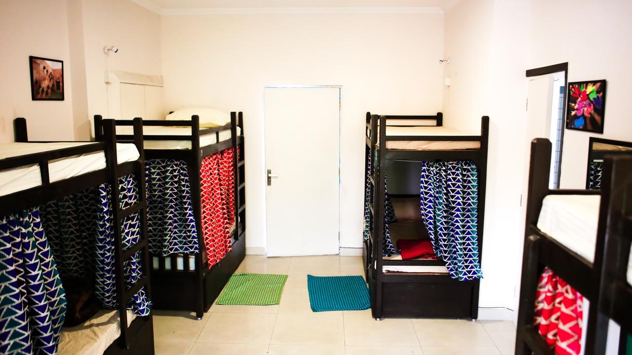 نيودلهي Roots Hostel المظهر الخارجي الصورة