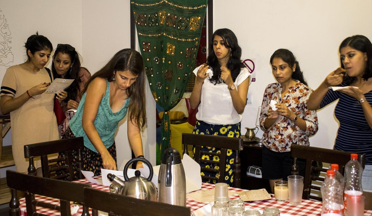 نيودلهي Roots Hostel المظهر الخارجي الصورة